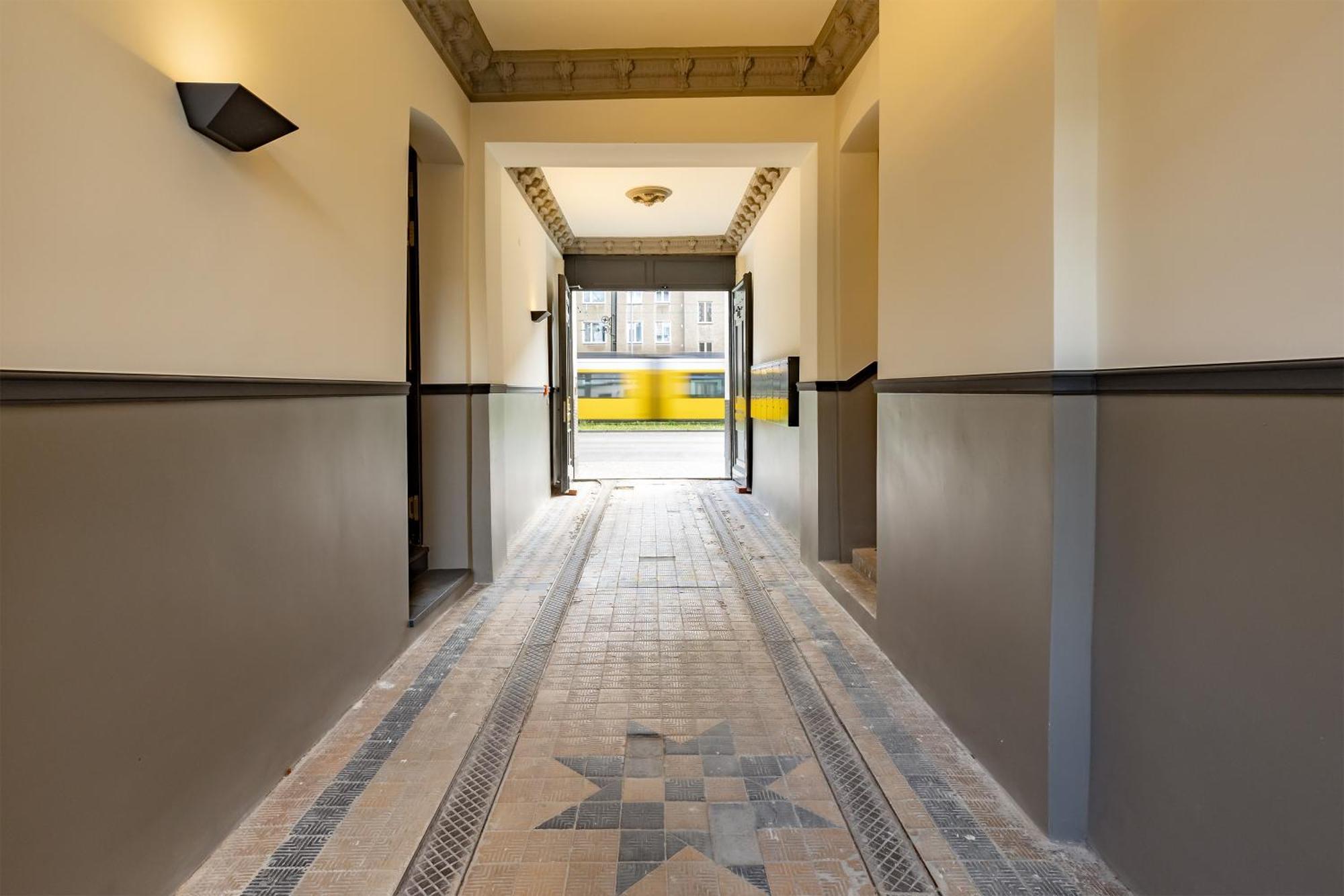 Appartement Coolest In Berlin, Easy Check-in, Close To Center, Youngster Maisonette #7 Berlijn