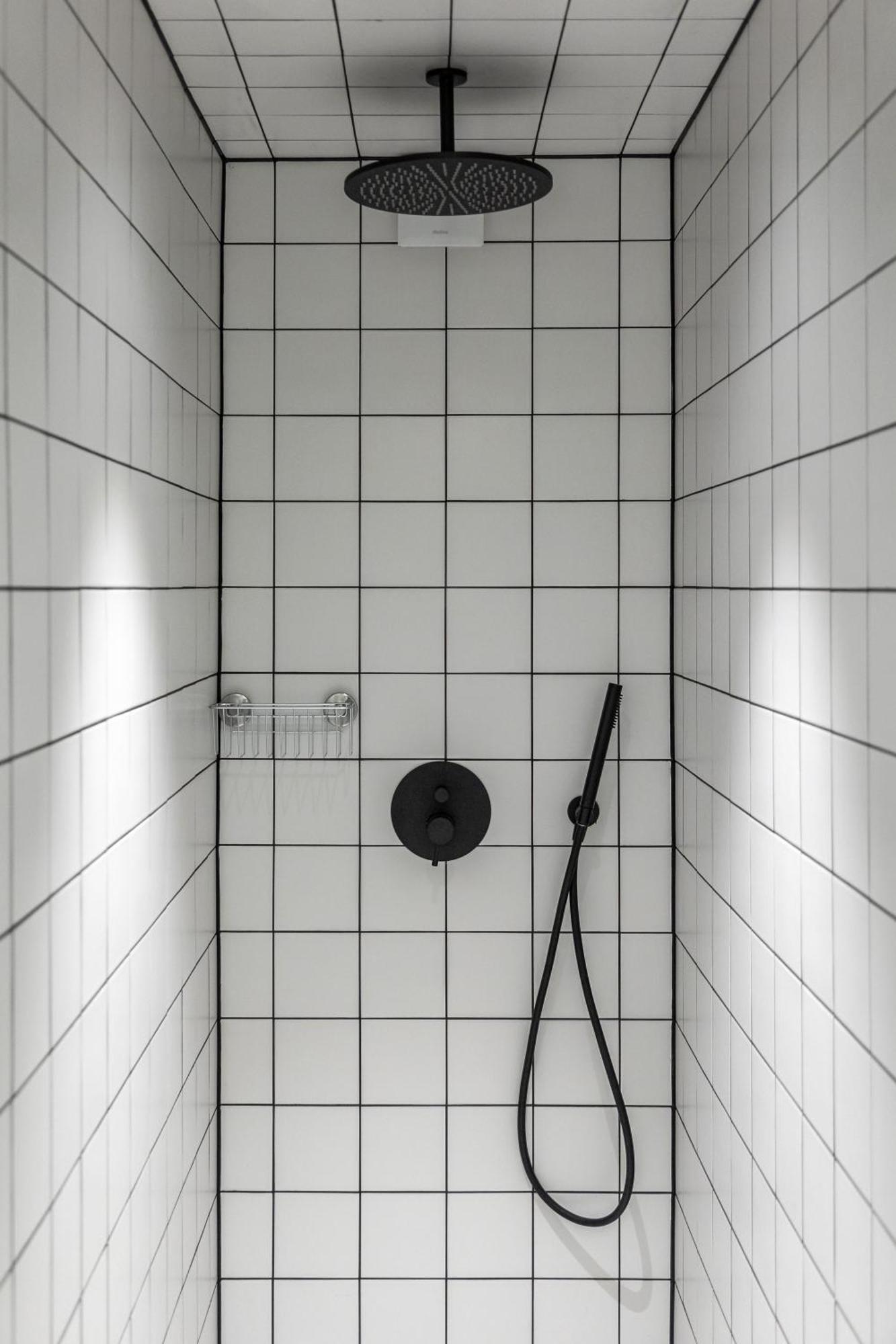 Coolest In Berlin, Easy Check-in, Close To Center, Youngster Maisonette #7 Berlijn